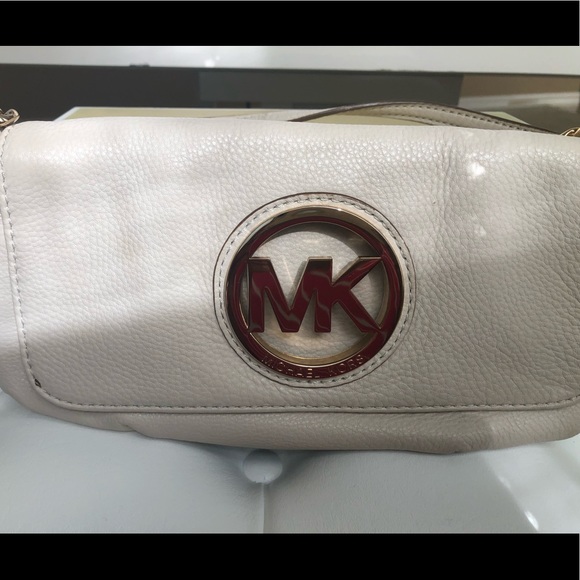 Michael Kors Purse with Dust Bag - Picture 1 of 3